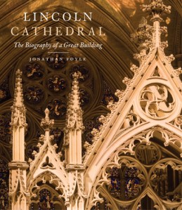 130676227895079625Lincoln%20Cathedral%20Bio%20resize%20100[1]