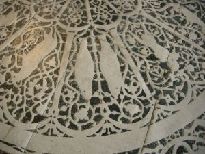 1280px-san_miniato_intarsio_dei_12_segni_zodiacali_06