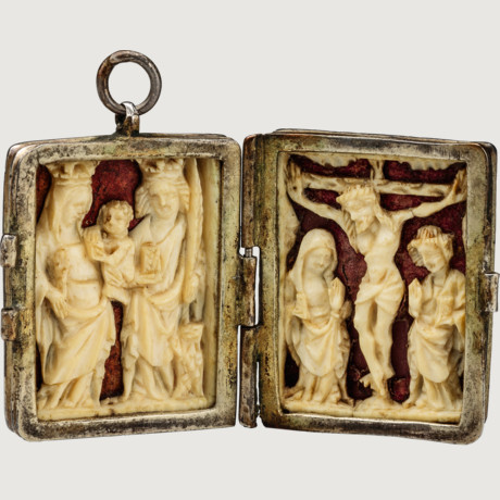 DIPTYCH PENDANT WITH VIRGIN AND CHILD AND CRUCIFIXION SCENE .jpeg