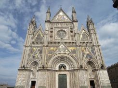 Facciata_del_Duomo_di_Orvieto